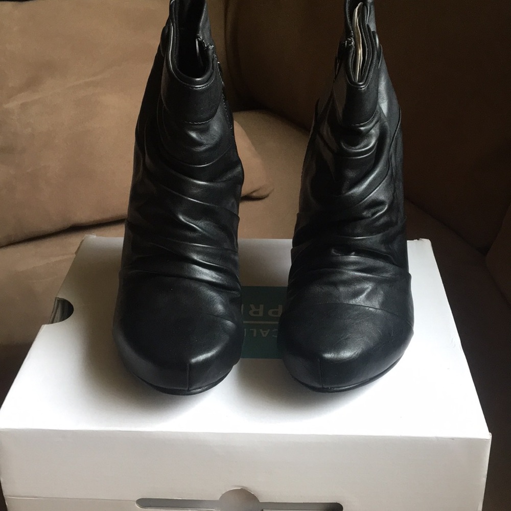 Black ankle booties